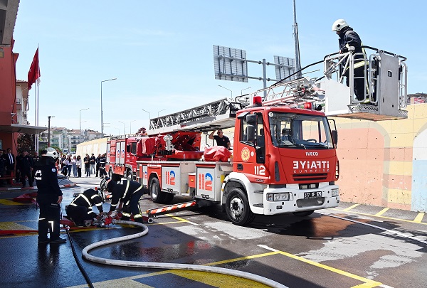 YALOVA İTFAİYESİ 2025 YILINDA 1778 OLAYA MÜDAHALE ETTİ